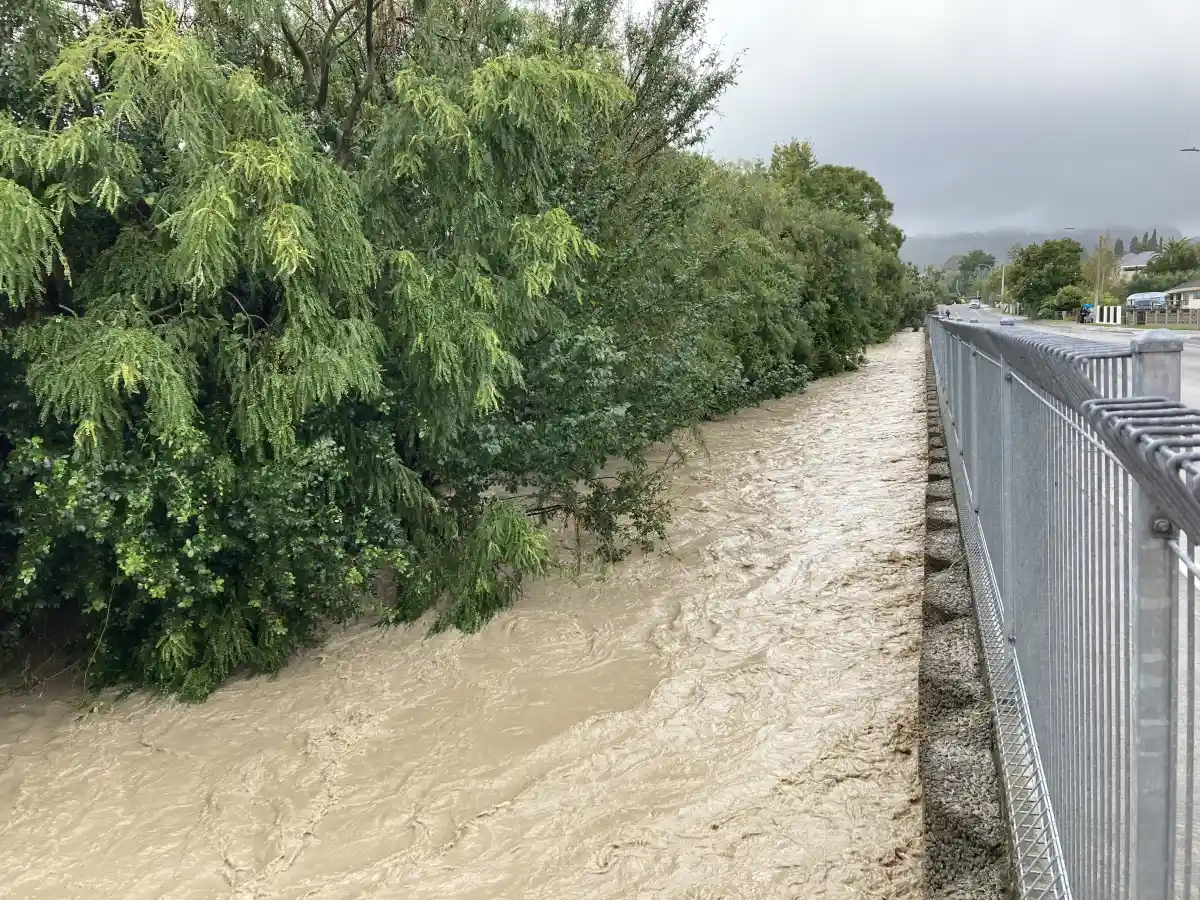 Monitor Install Hastings River Sensors